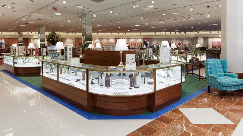 Von Maur Coralville Retail Center Russell Group Construction