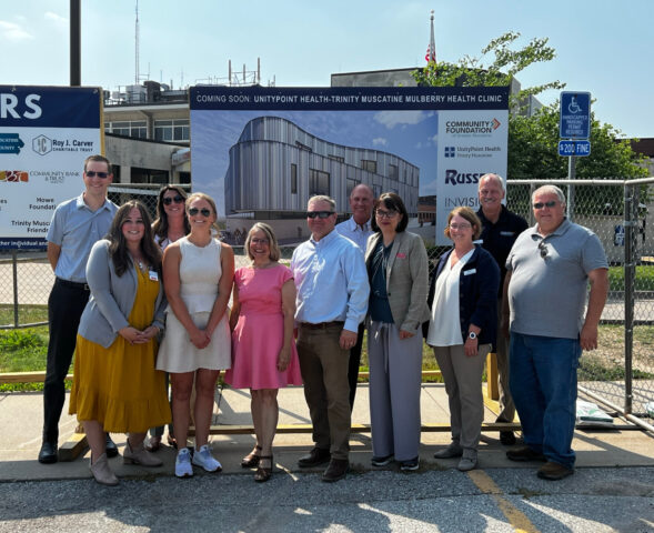 Congresswoman Miller-Meeks Visits UnityPoint Health-Trinity Muscatine ...